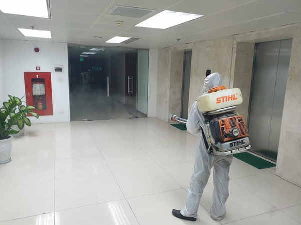 Phun khử trùng văn phòng