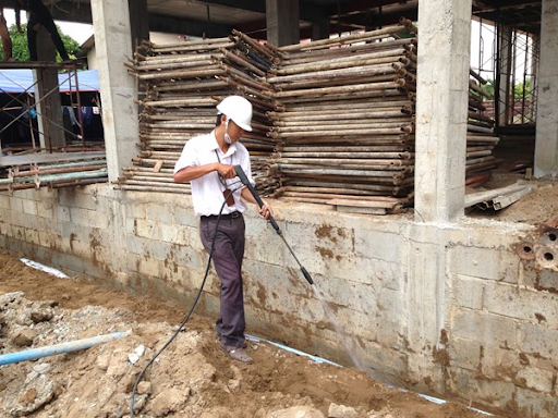 Công trình mới xây có cần phòng chống mối nền móng không?